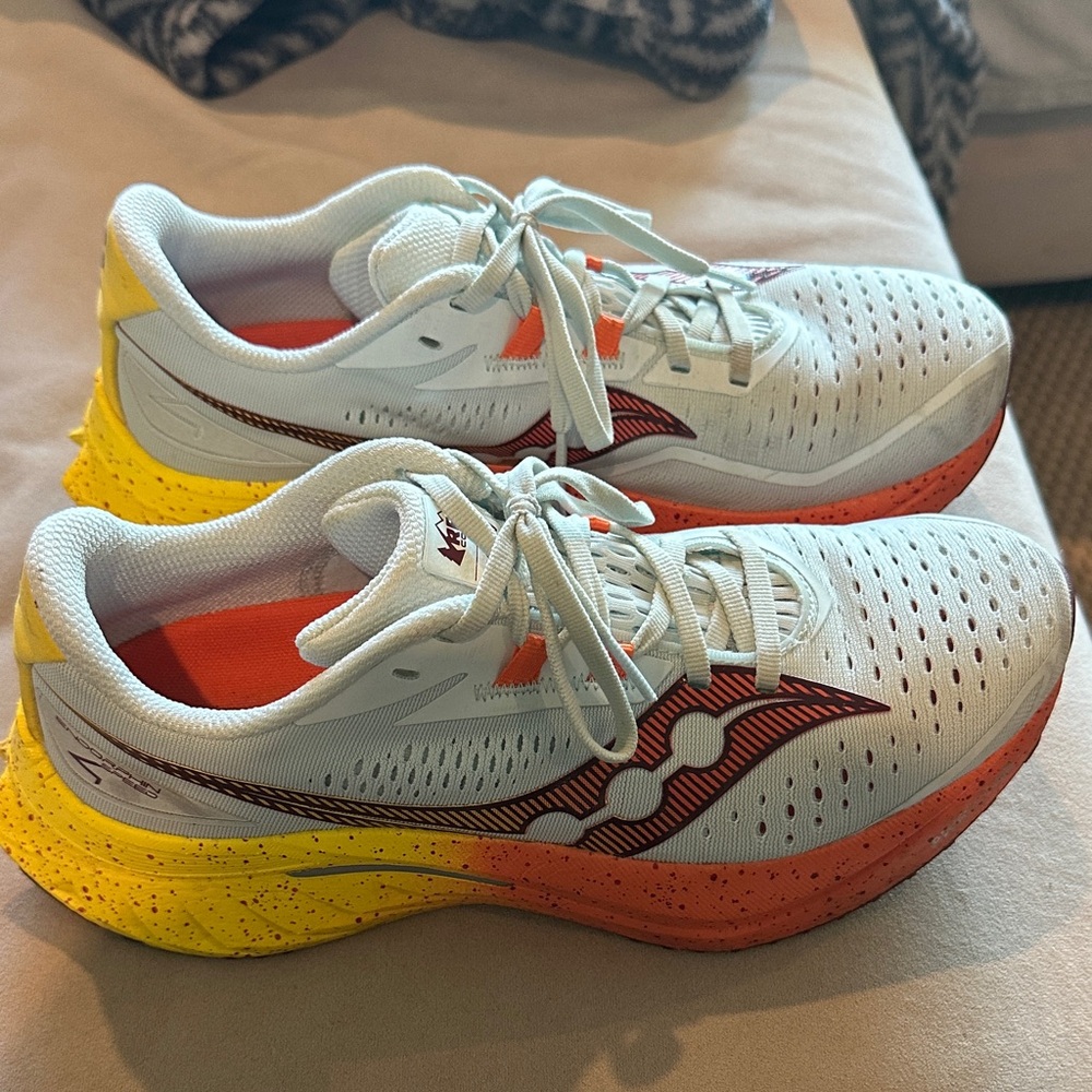 Saucony Endorphin Speed 4 Womens